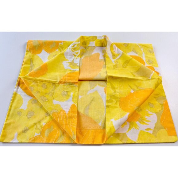 Vintage 1970s pillowcase, oversized yellow and orange flowers, groovy, single - Picture 4 of 9